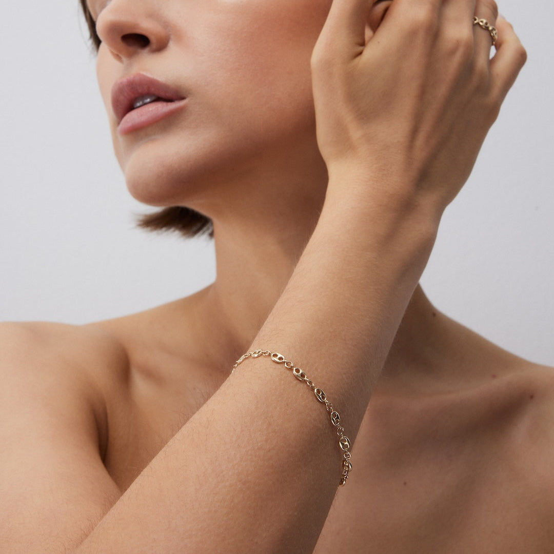 Small Wake Bracelet