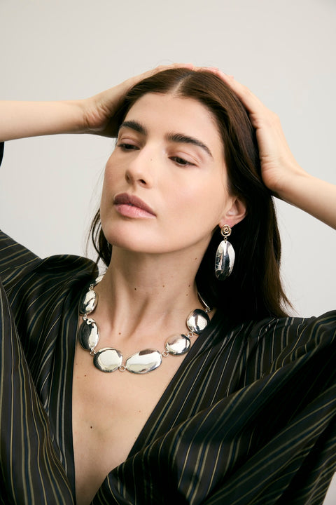 Pebble Collar