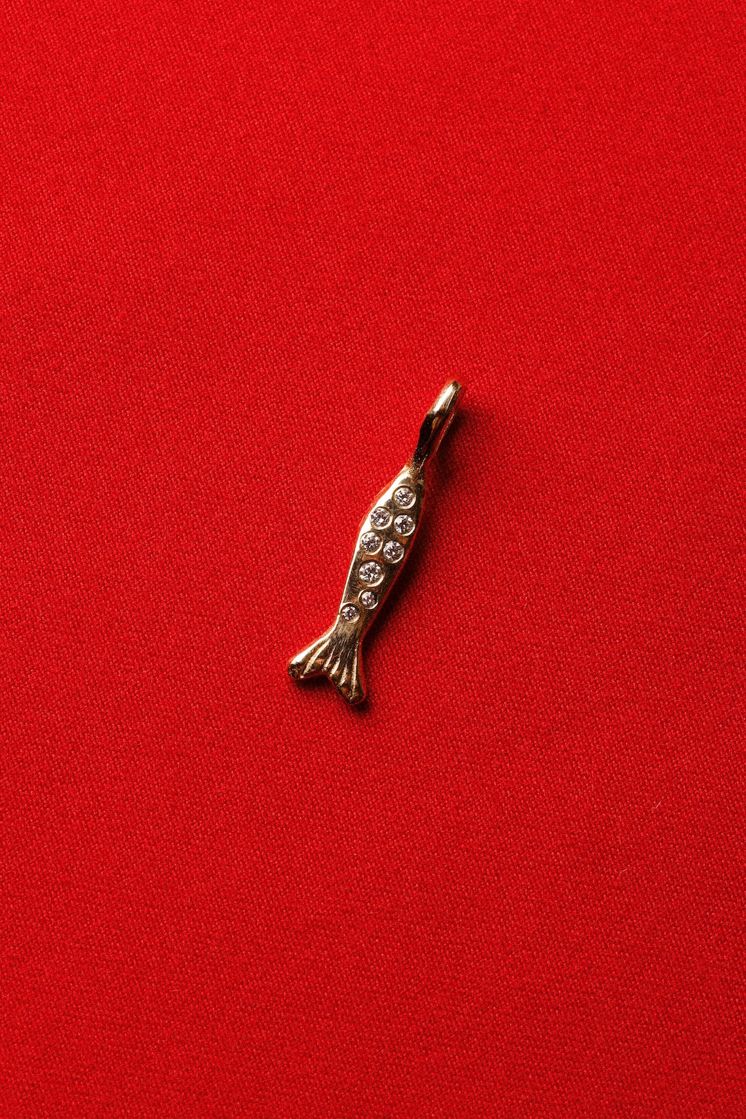 Gold Fish Pendant Diamonds