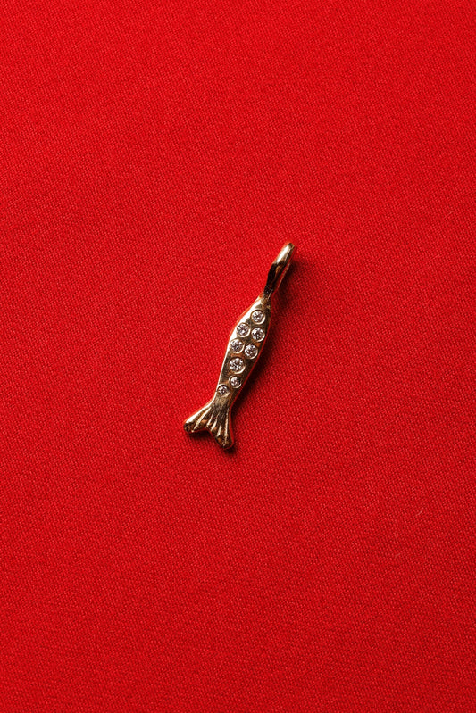 Gold Fish Pendant Diamonds